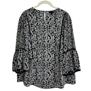 Who What Wear Womens Blouse Size 14W Black White Floral Chiffon Bell Sleeves